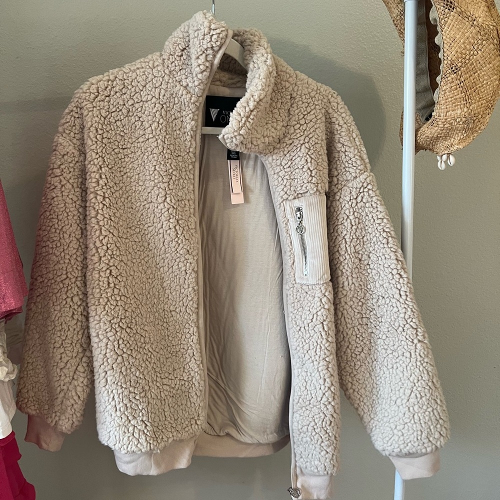 victoria secret puff jacket